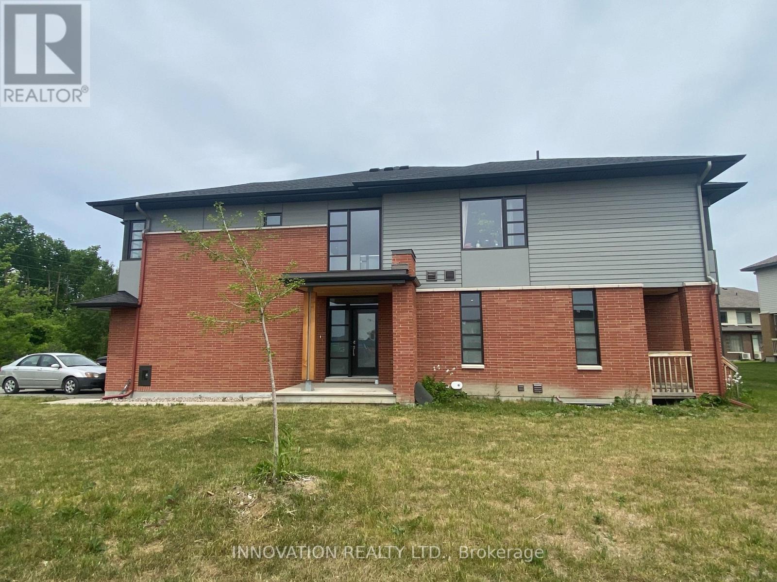 747 Acai Way, Ottawa, Ontario  K1X 0K1 - Photo 3 - X13246110
