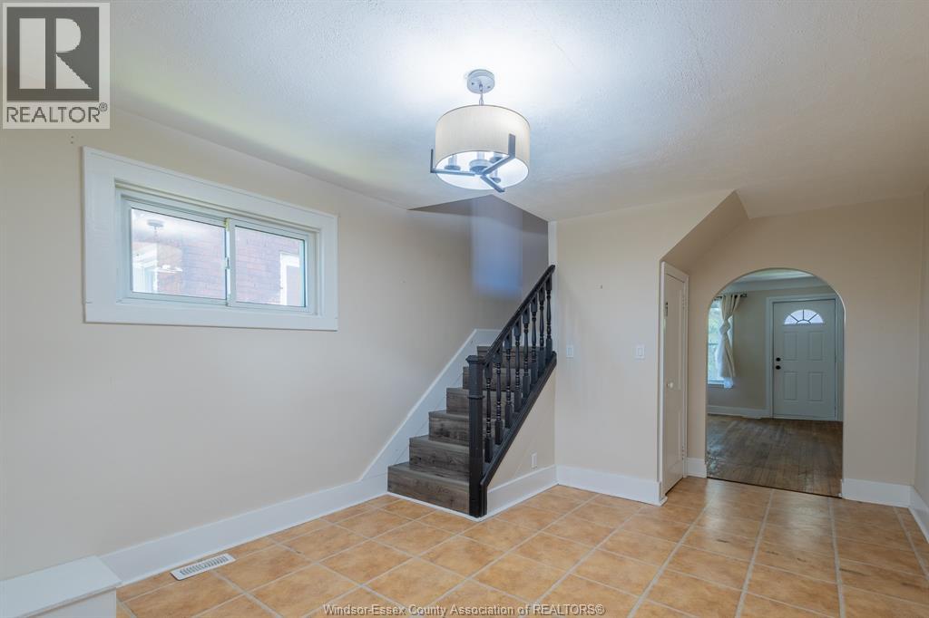 1630 Marentette, Windsor, Ontario  N8X 4E6 - Photo 7 - 26013216