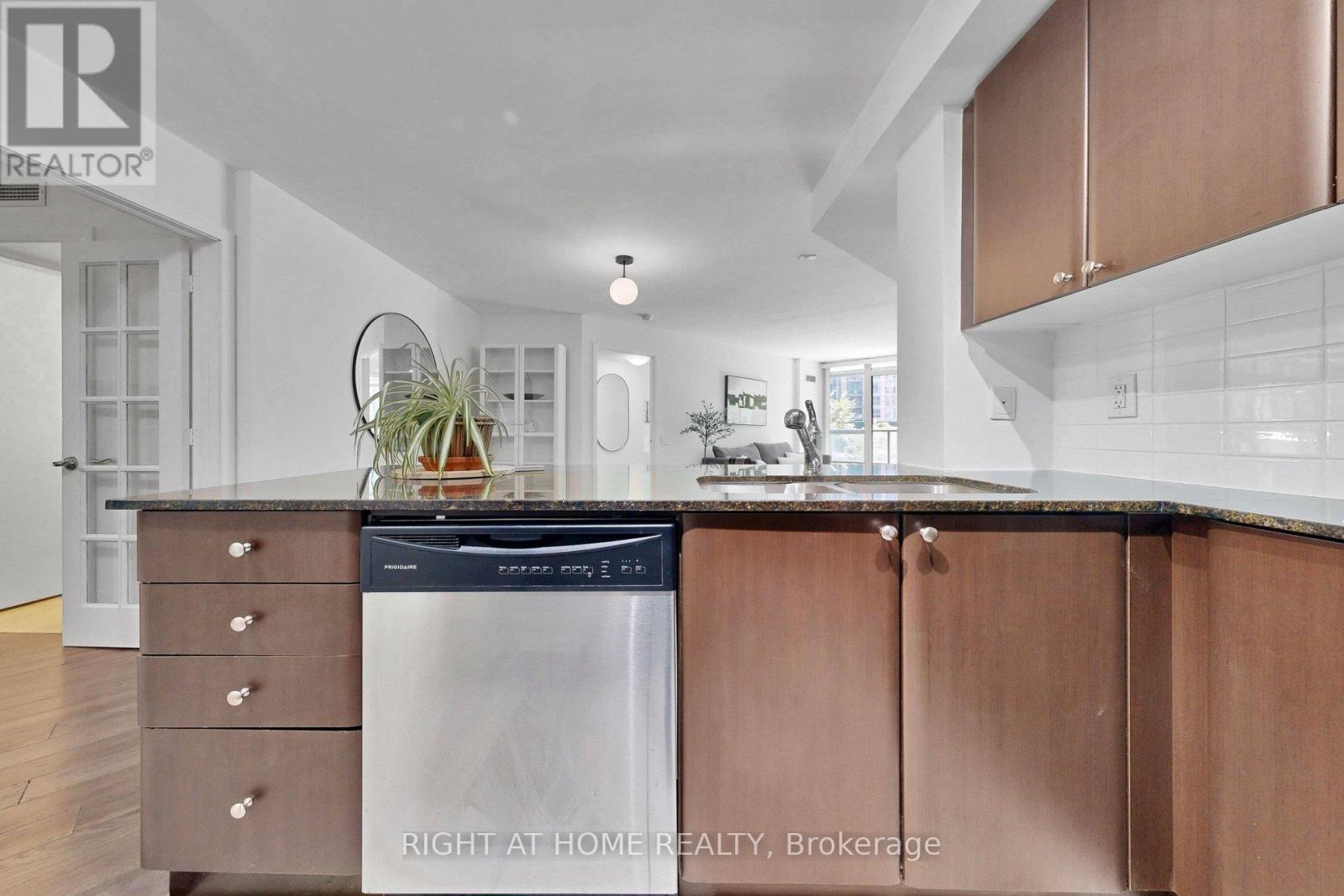 326 - 525 Wilson Avenue, Toronto, Ontario  M3H 0A7 - Photo 10 - C13246088