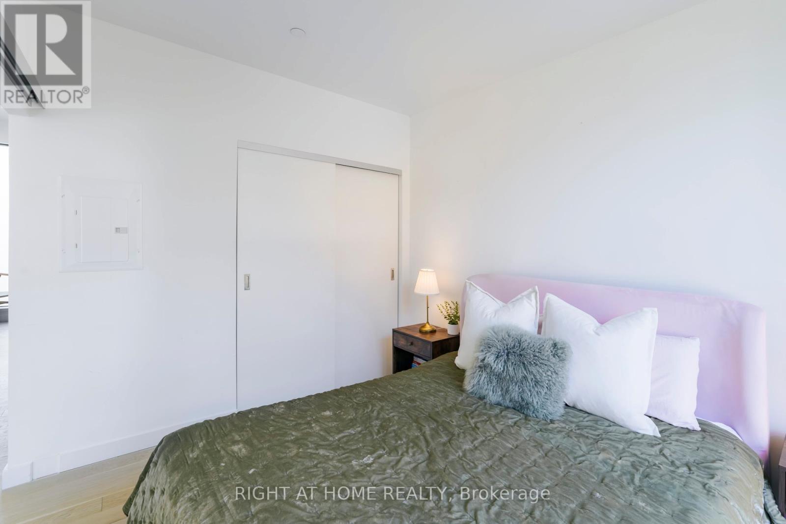 210 - 2a Church Street, Toronto, Ontario  M5E 0E1 - Photo 13 - C13246138