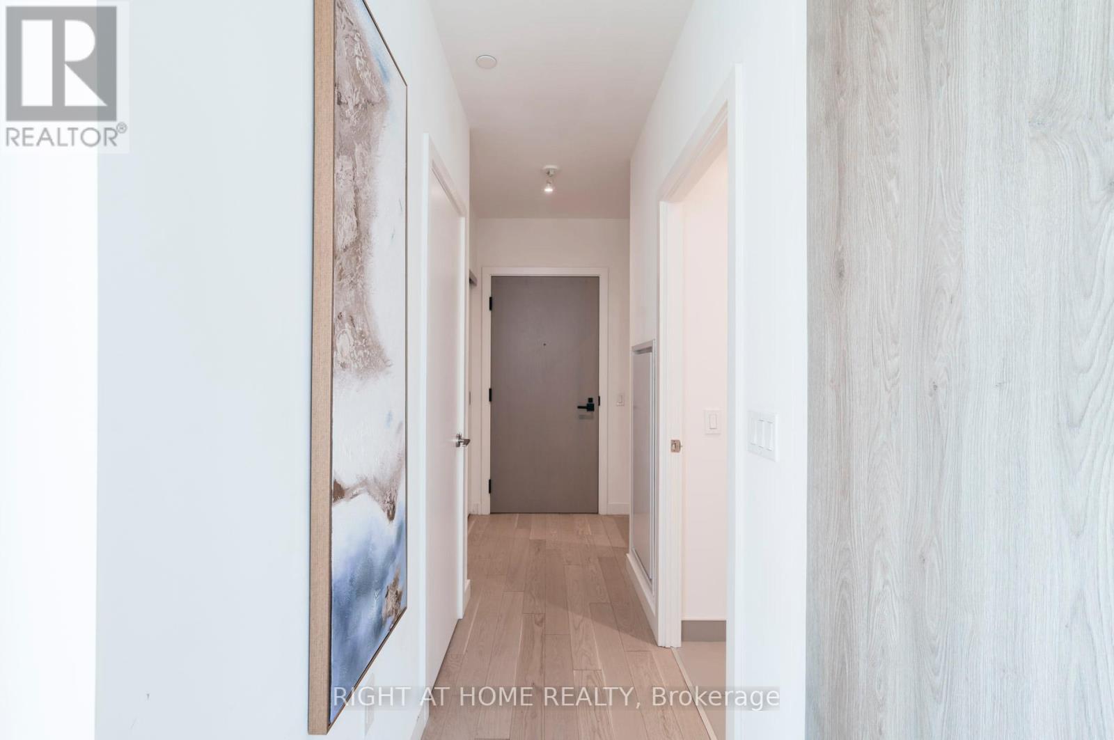 210 - 2a Church Street, Toronto, Ontario  M5E 0E1 - Photo 2 - C13246138