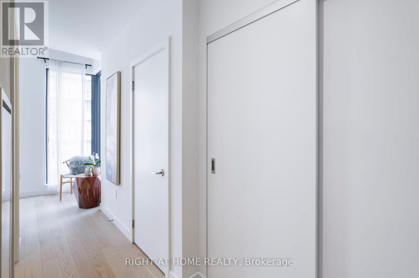 210 - 2a Church Street, Toronto, Ontario  M5E 0E1 - Photo 3 - C13246138