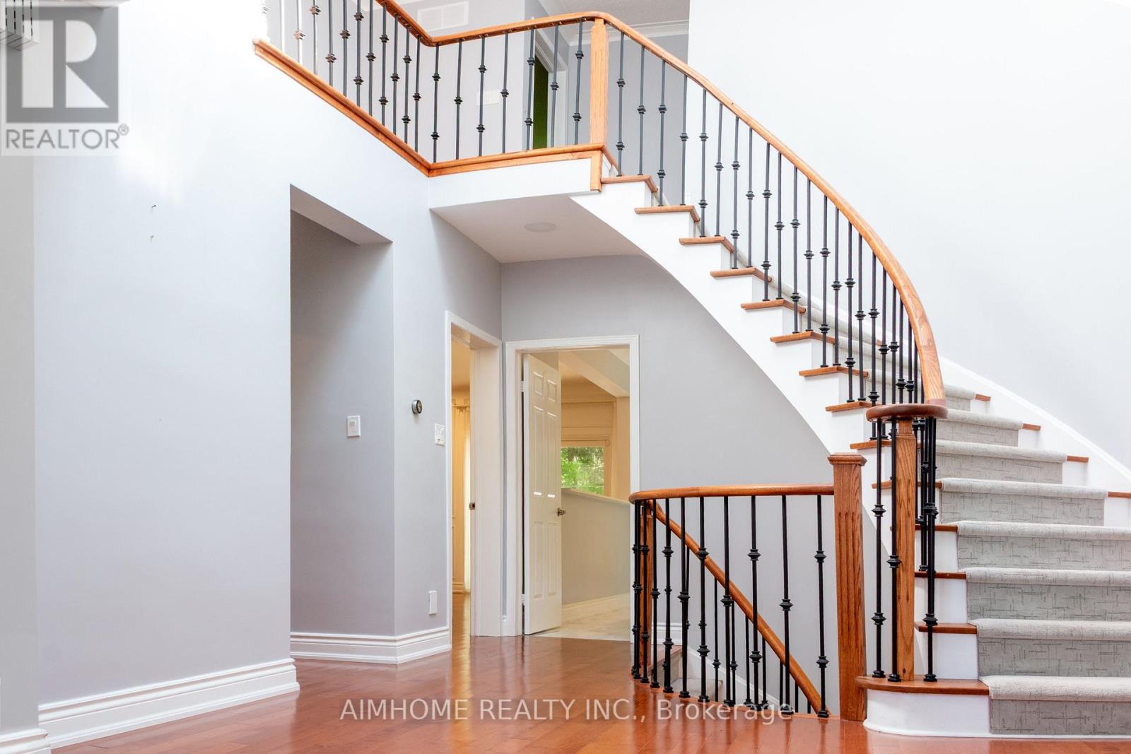 103 Clarinda Drive, Toronto, Ontario  M2K 2V2 - Photo 4 - C13246152