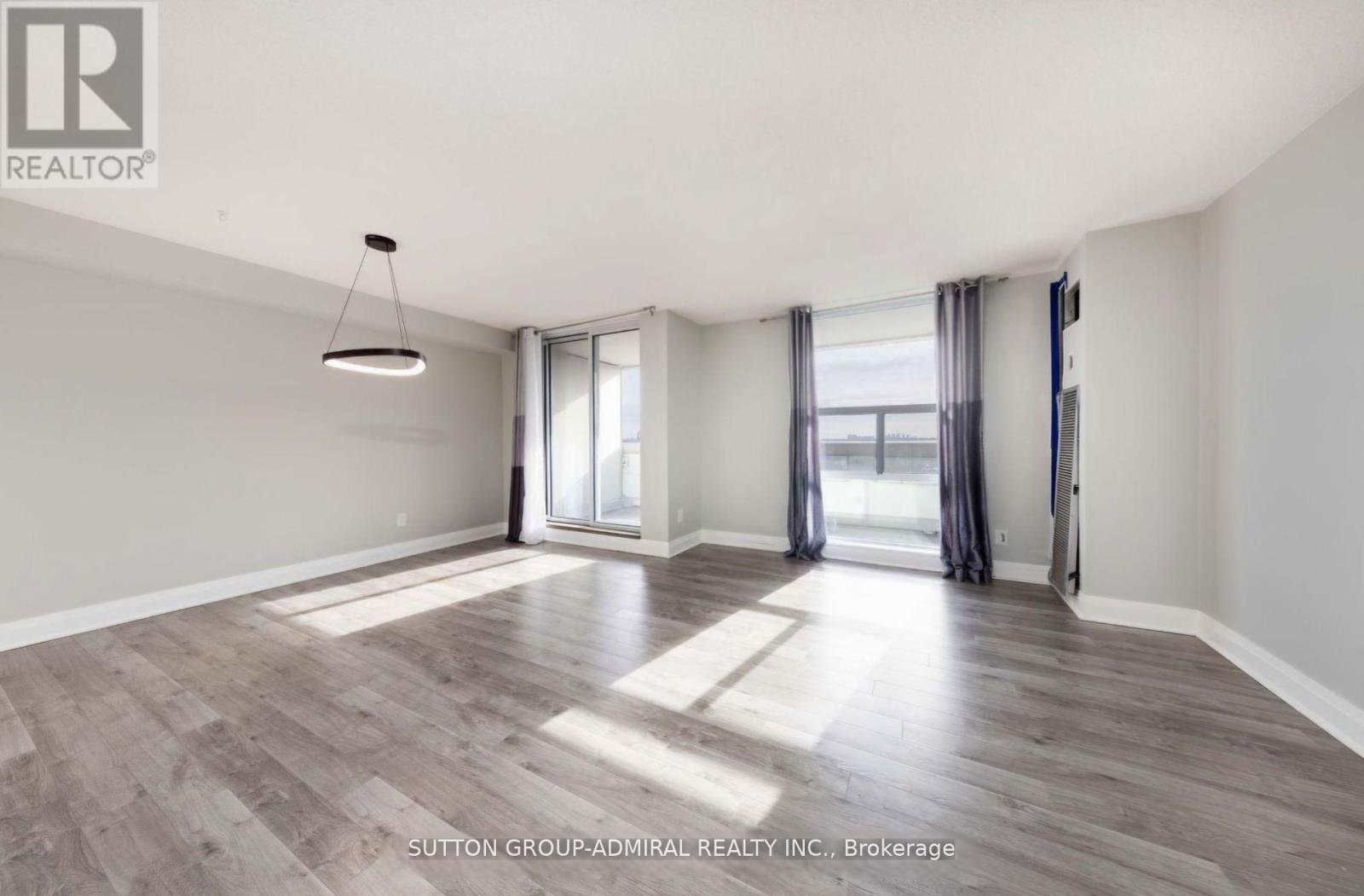 1005 - 50 Inverlochy Boulevard, Markham, Ontario  L3T 4T6 - Photo 7 - N13246096