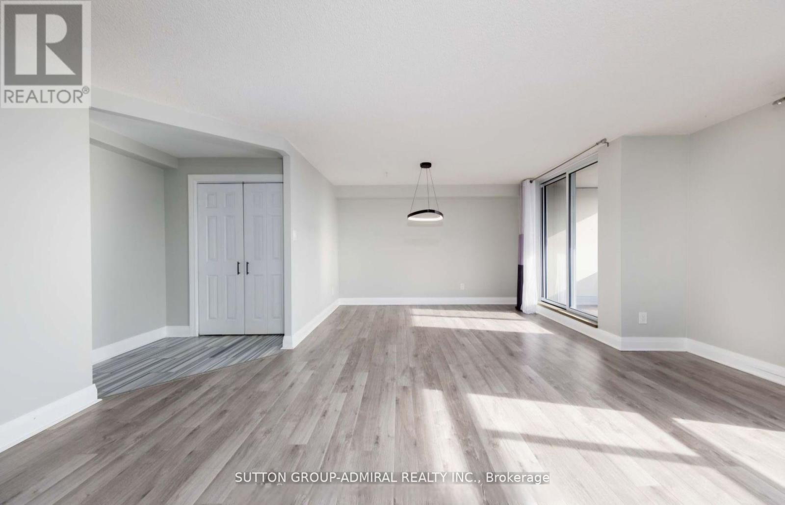 1005 - 50 Inverlochy Boulevard, Markham, Ontario  L3T 4T6 - Photo 8 - N13246096