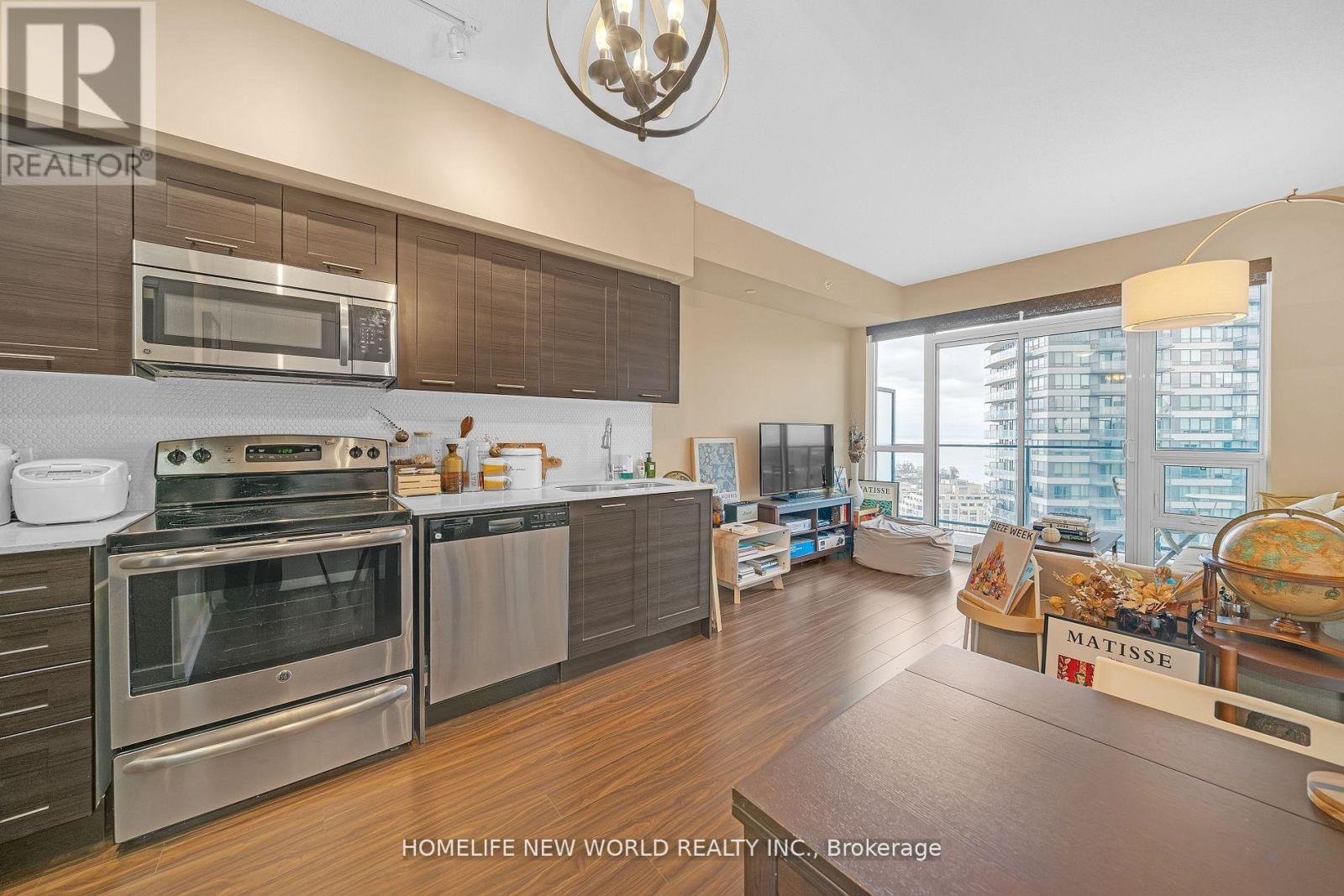 2904 - 2212 Lake Shore Boulevard, Toronto, Ontario  M8V 1A4 - Photo 5 - W13246136