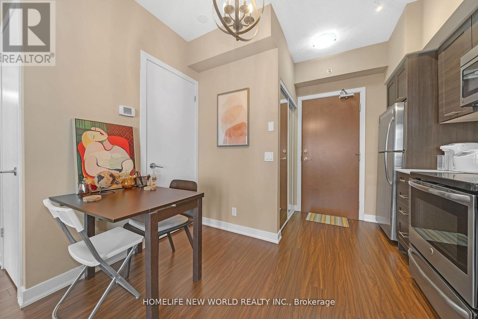 2904 - 2212 Lake Shore Boulevard, Toronto, Ontario  M8V 1A4 - Photo 8 - W13246136
