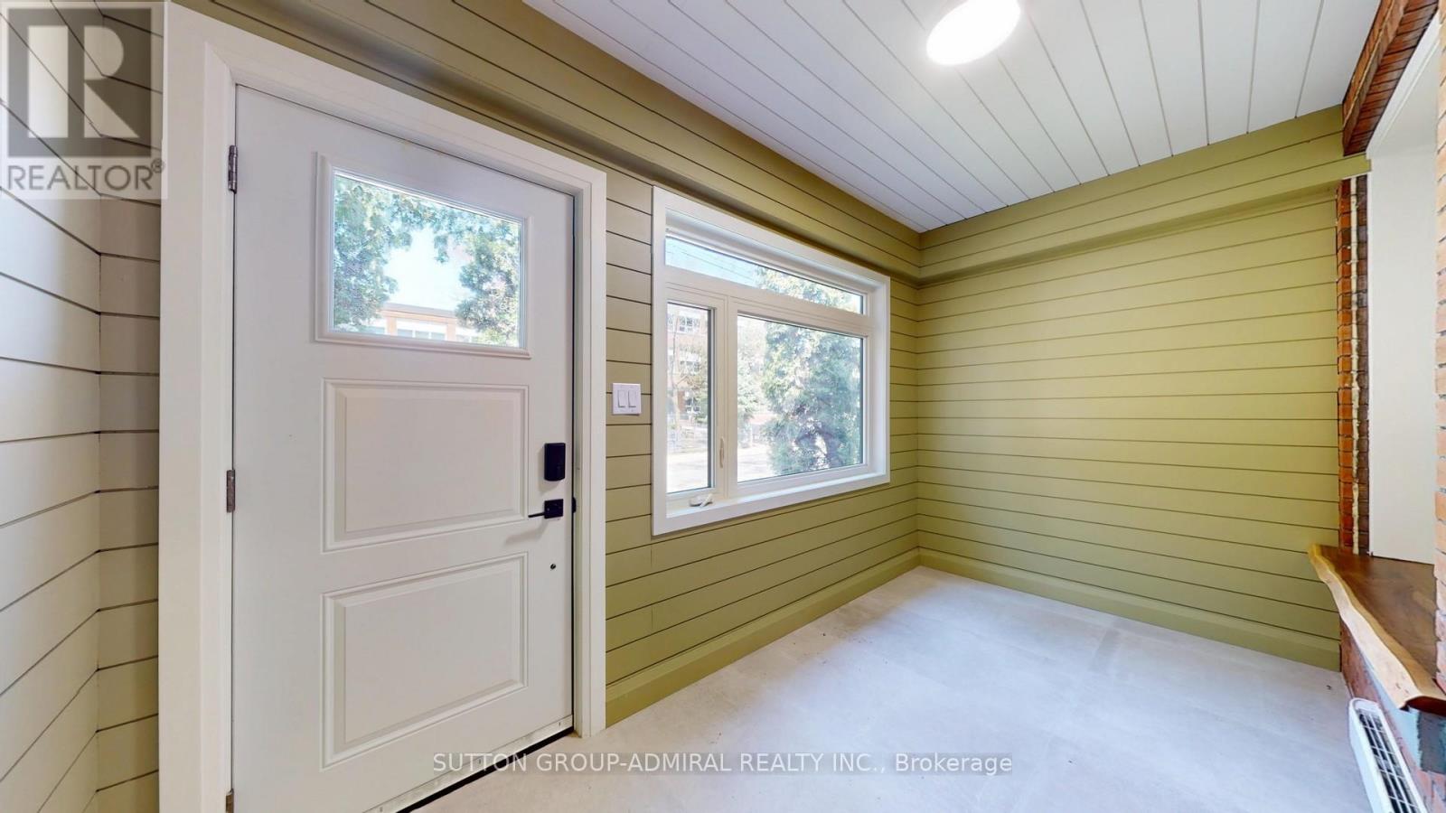 109 Fermanagh Avenue, Toronto, Ontario  M6R 1M1 - Photo 18 - W13246140