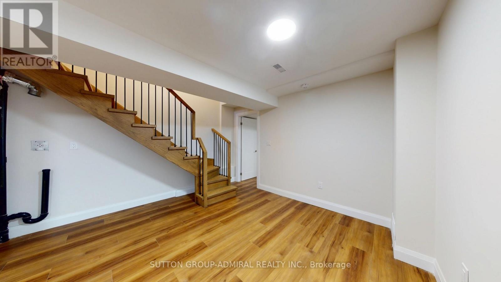 109 Fermanagh Avenue, Toronto, Ontario  M6R 1M1 - Photo 42 - W13246140