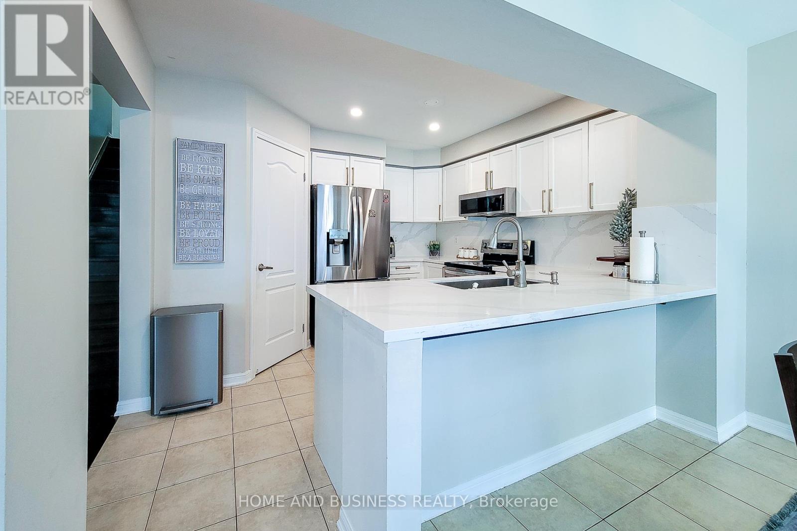398 Schreyer Crescent, Milton, Ontario  L9T 7T1 - Photo 11 - W13246150