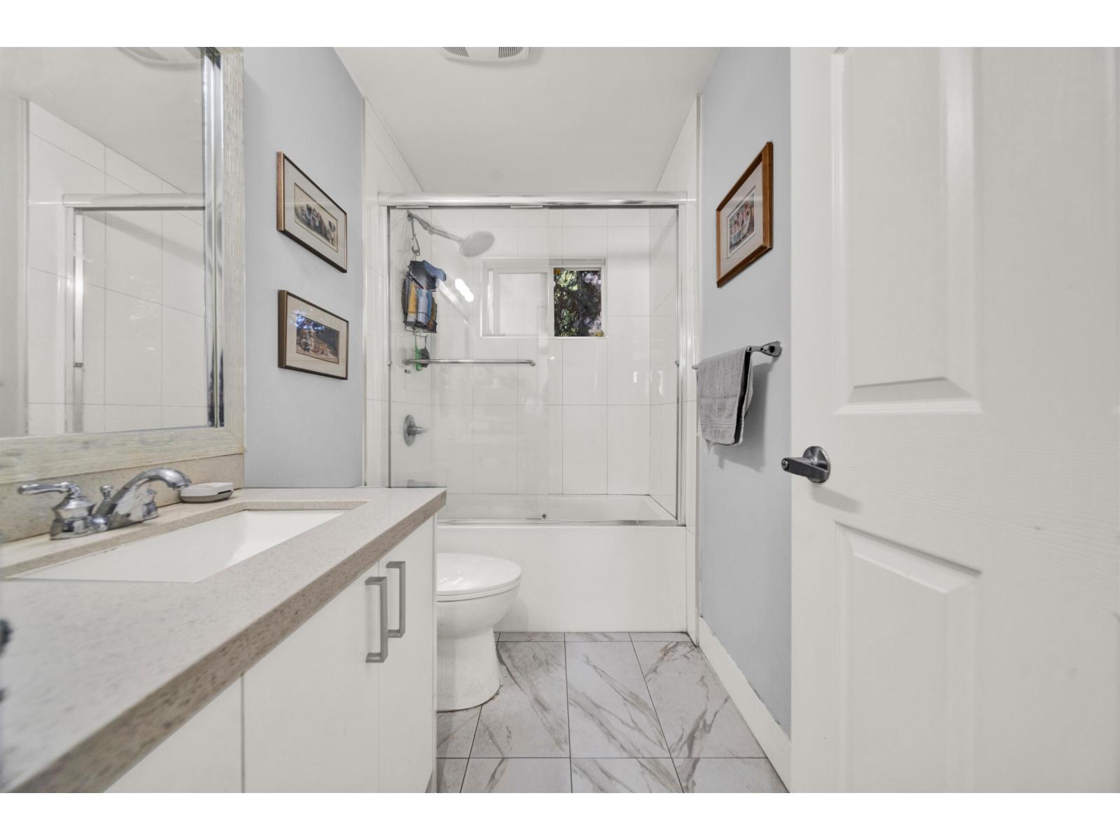 1953 158a Street, Surrey, British Columbia  V4A 8G9 - Photo 12 - R3129273