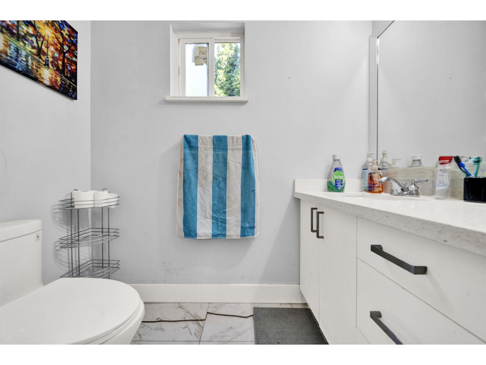 1953 158a Street, Surrey, British Columbia  V4A 8G9 - Photo 14 - R3129273