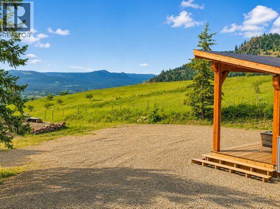 189 Rylin Road, Lumby, British Columbia  V0E 2G1 - Photo 6 - 10389839