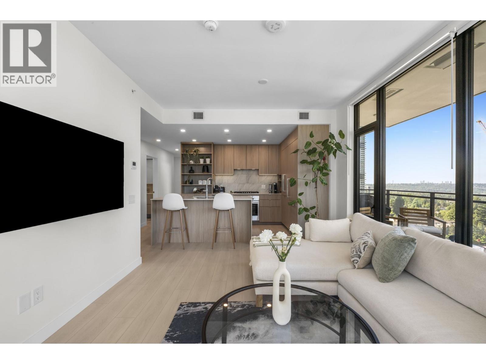 1705 626 Claremont Street, Coquitlam, British Columbia  V3J 0T1 - Photo 8 - R3098045