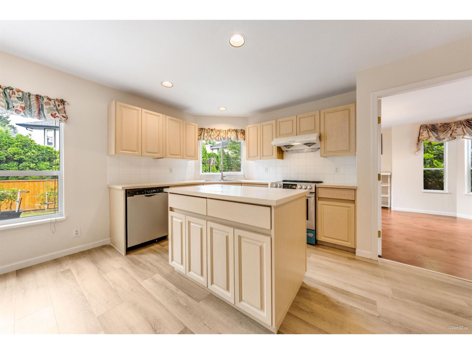 16042 108a Avenue, Surrey, British Columbia  V4N 1P1 - Photo 8 - R3132462