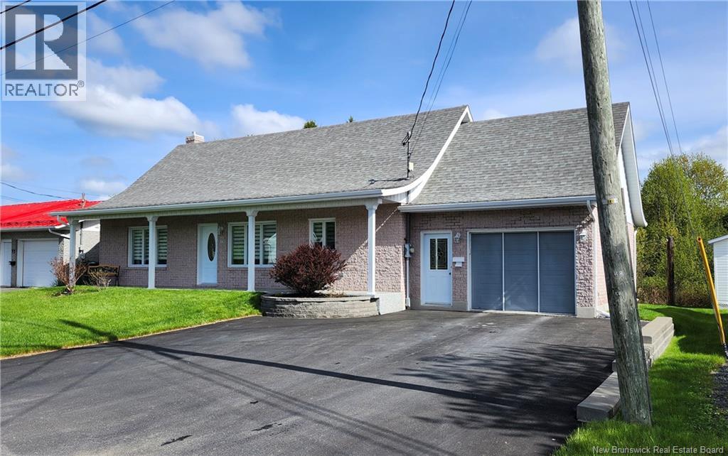 56 Belisle Avenue, Edmundston, New Brunswick  E3V 3W7 - Photo 1 - NB132547