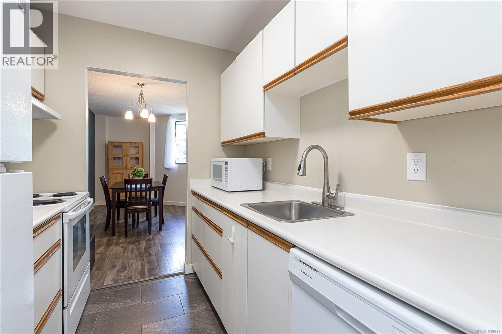 310 1745 Leighton Rd, Victoria, British Columbia  V8R 6R6 - Photo 13 - 1039511