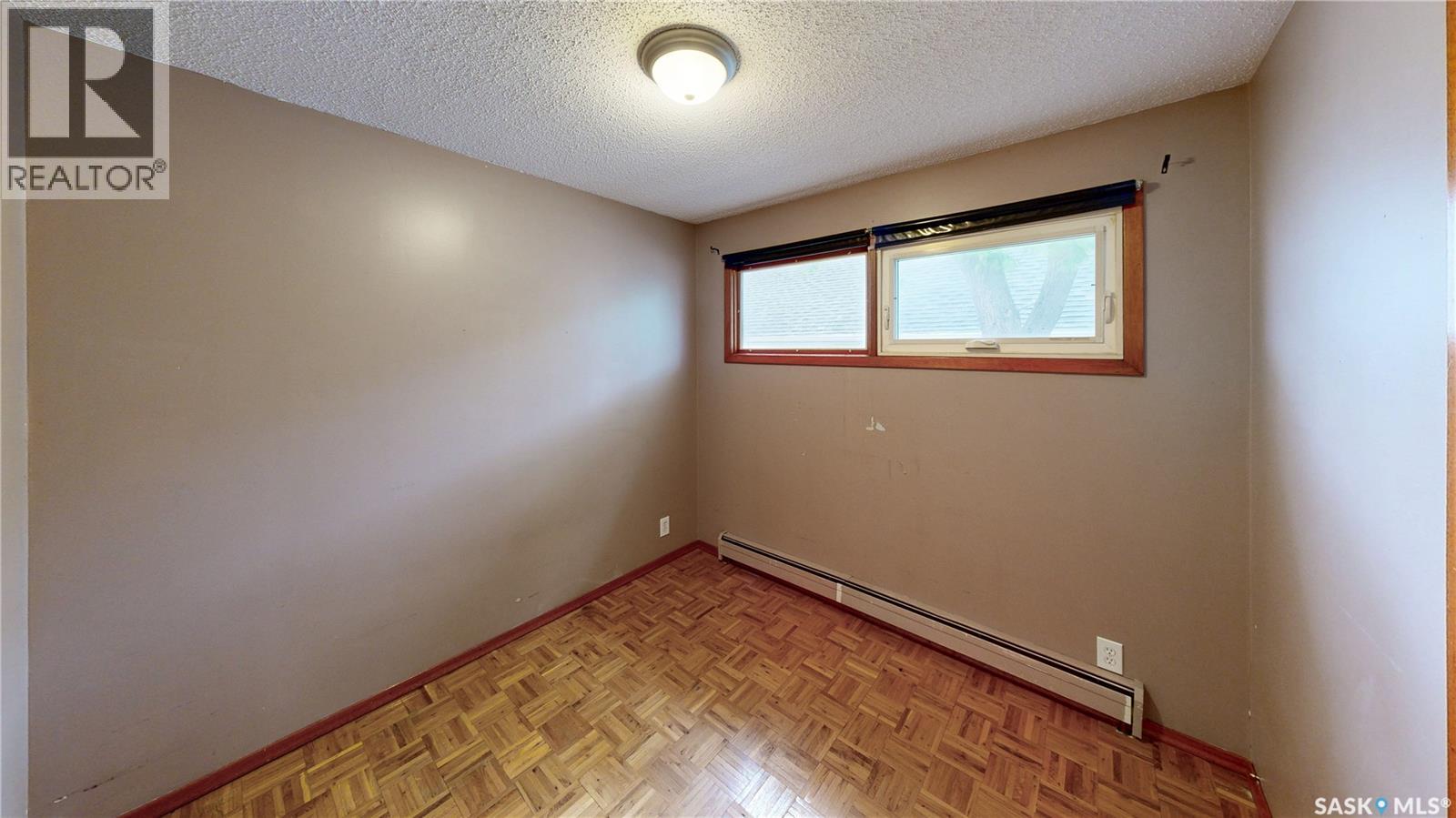 2133 Broder Street, Regina, Saskatchewan  S4N 3S5 - Photo 12 - SK038400
