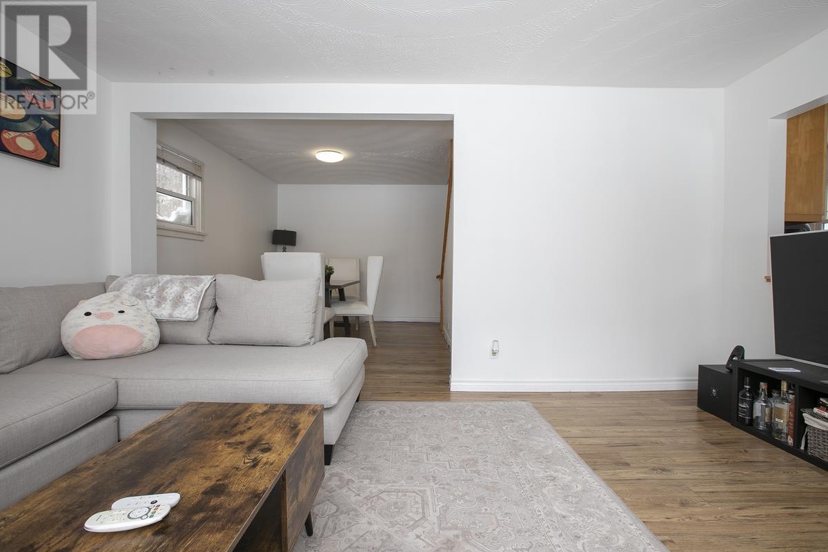 27 Weldon Ave, Sault Ste. Marie, Ontario  P6B 3C4 - Photo 19 - SM260821
