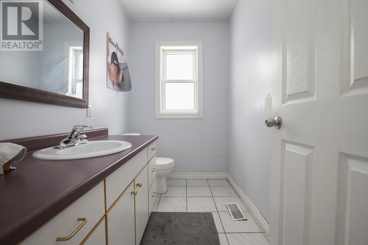 27 Weldon Ave, Sault Ste. Marie, Ontario  P6B 3C4 - Photo 25 - SM260821