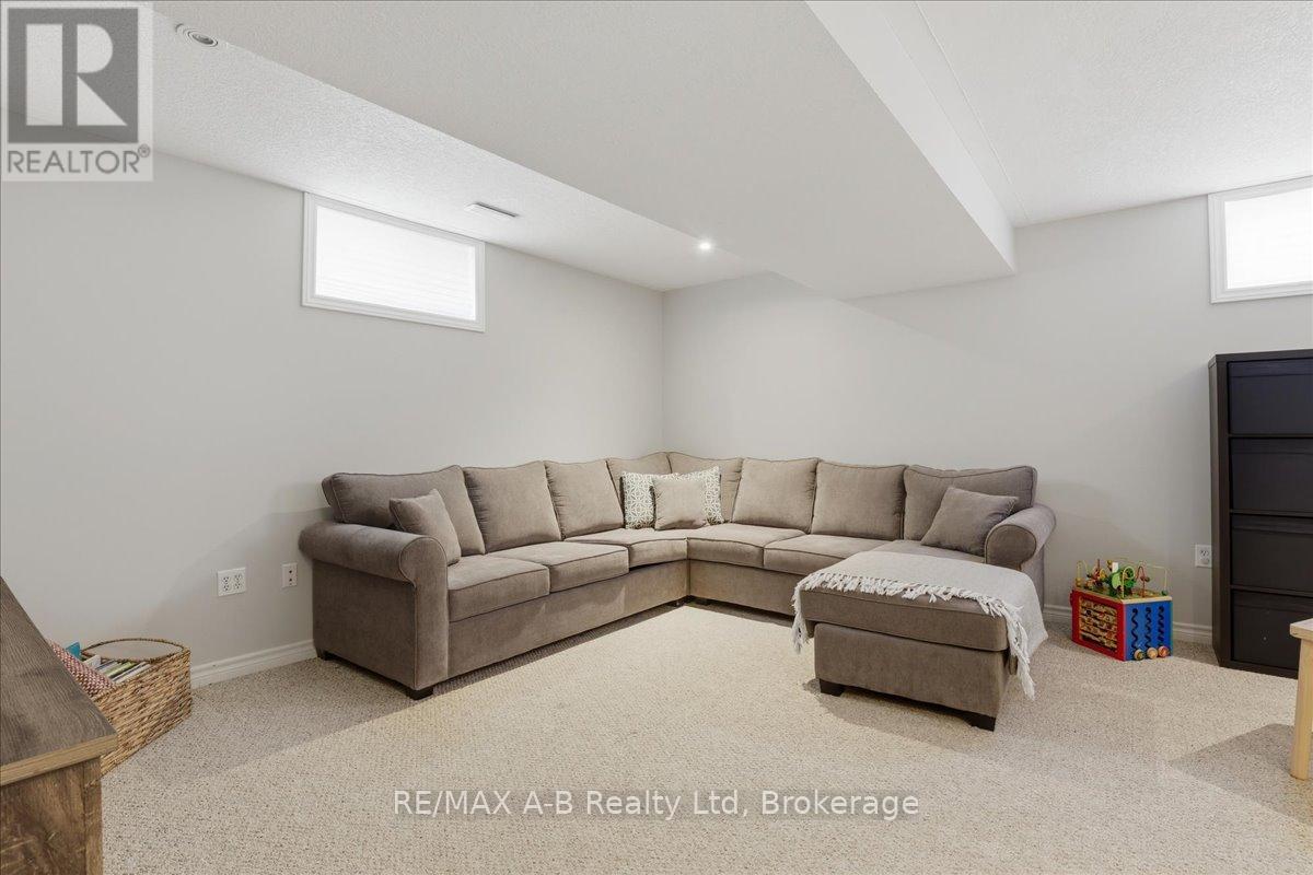 528 Nelson Street W, Stratford, Ontario  N5A 2K8 - Photo 26 - X13238388