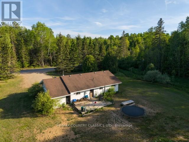 319 East Lake Road, Hastings Highlands, Ontario  K0L 2S0 - Photo 12 - X13246238