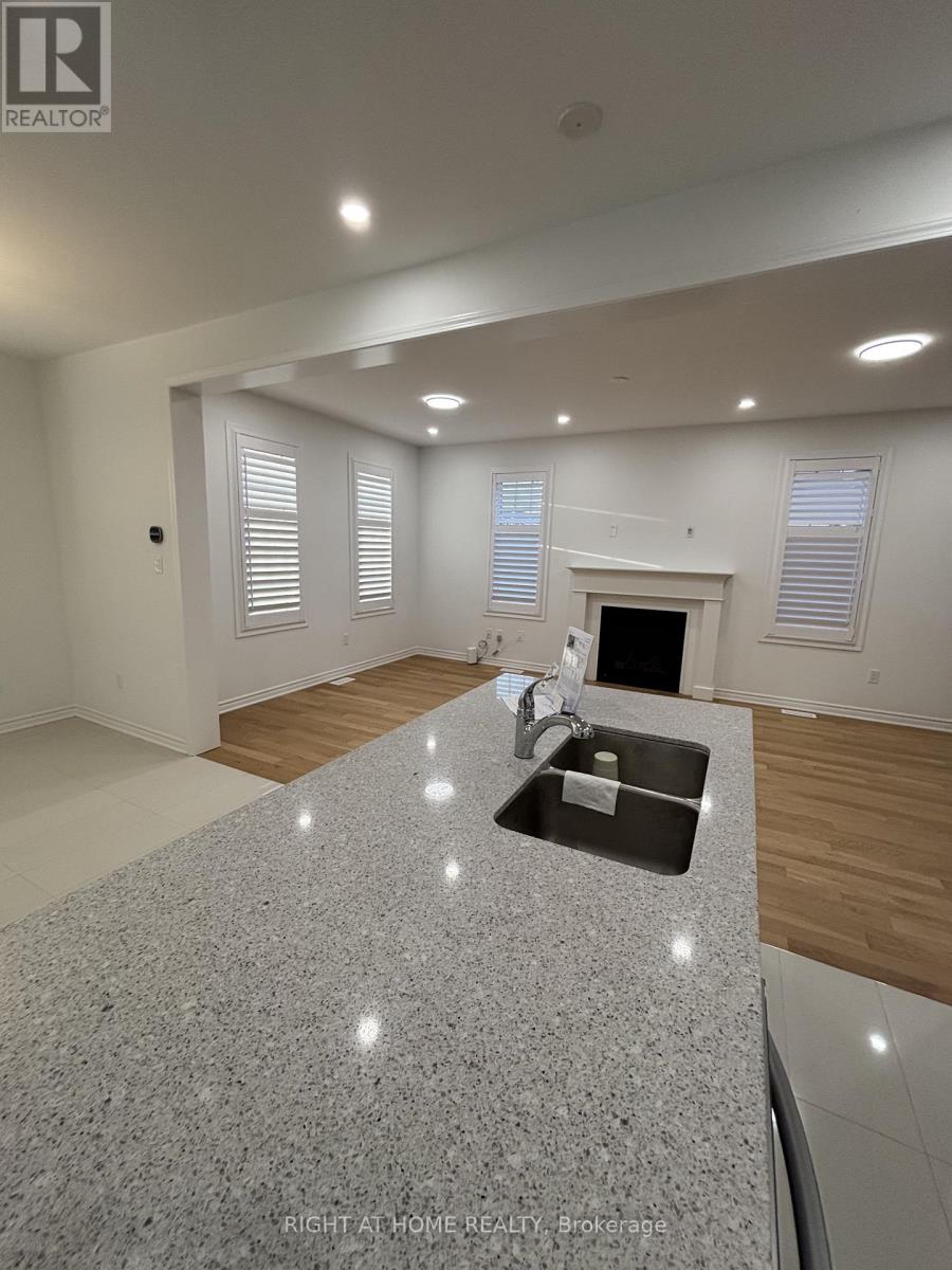 Upper - 1526 Zilio Terrace, Milton, Ontario  L9E 2H8 - Photo 5 - W13162830