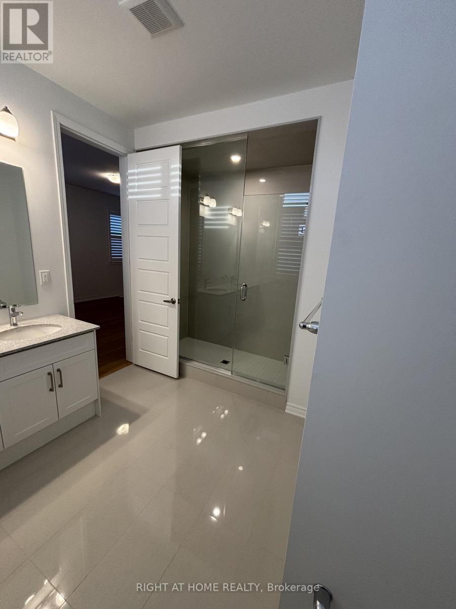 Upper - 1526 Zilio Terrace, Milton, Ontario  L9E 2H8 - Photo 27 - W13162830