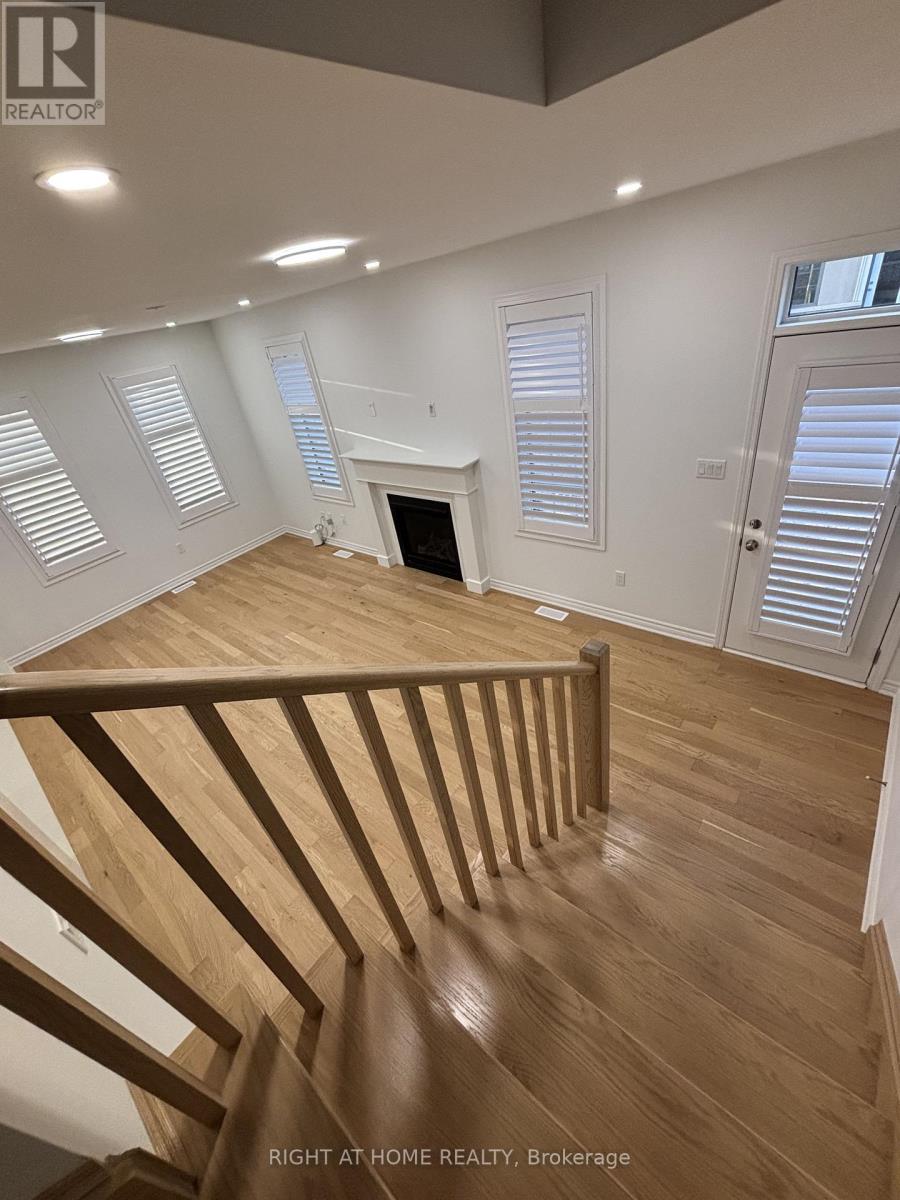 Upper - 1526 Zilio Terrace, Milton, Ontario  L9E 2H8 - Photo 6 - W13162830