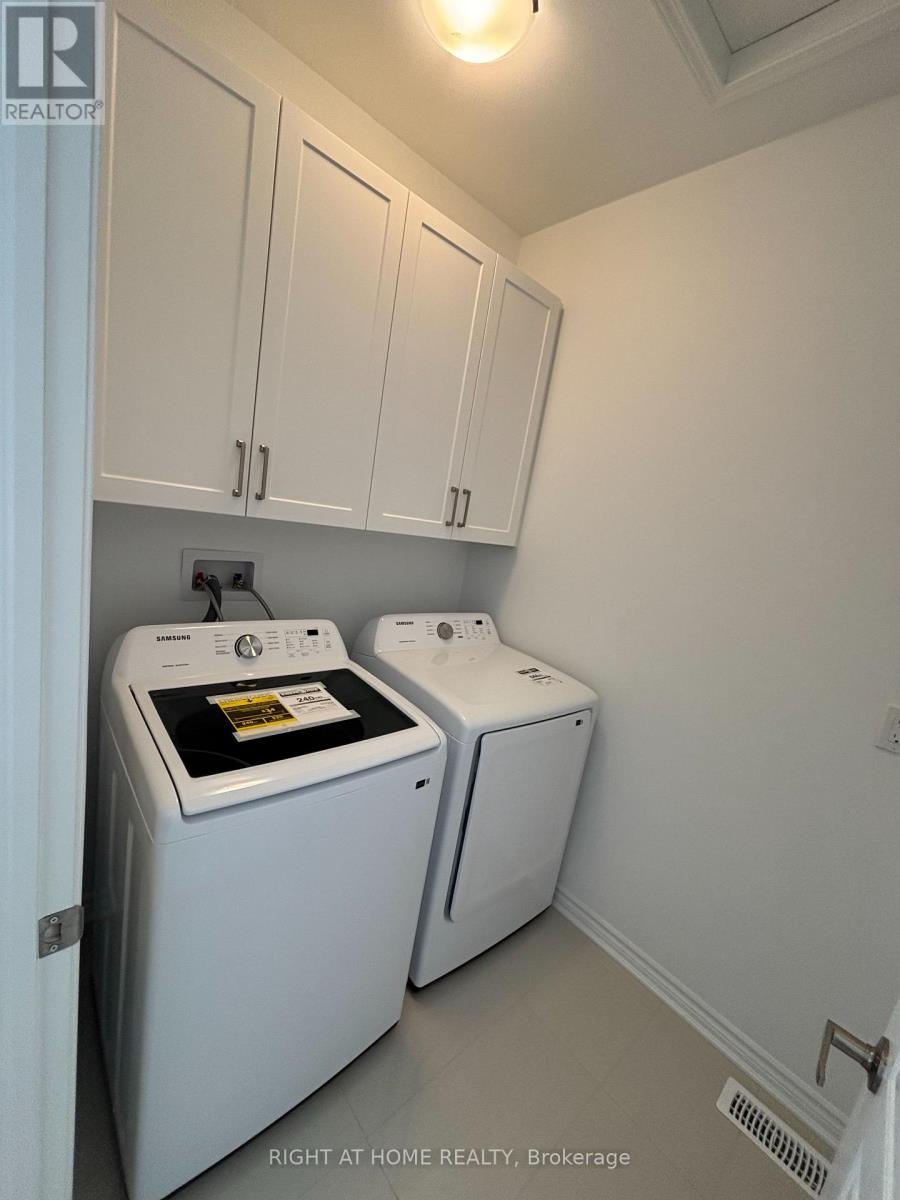 Upper - 1526 Zilio Terrace, Milton, Ontario  L9E 2H8 - Photo 32 - W13162830