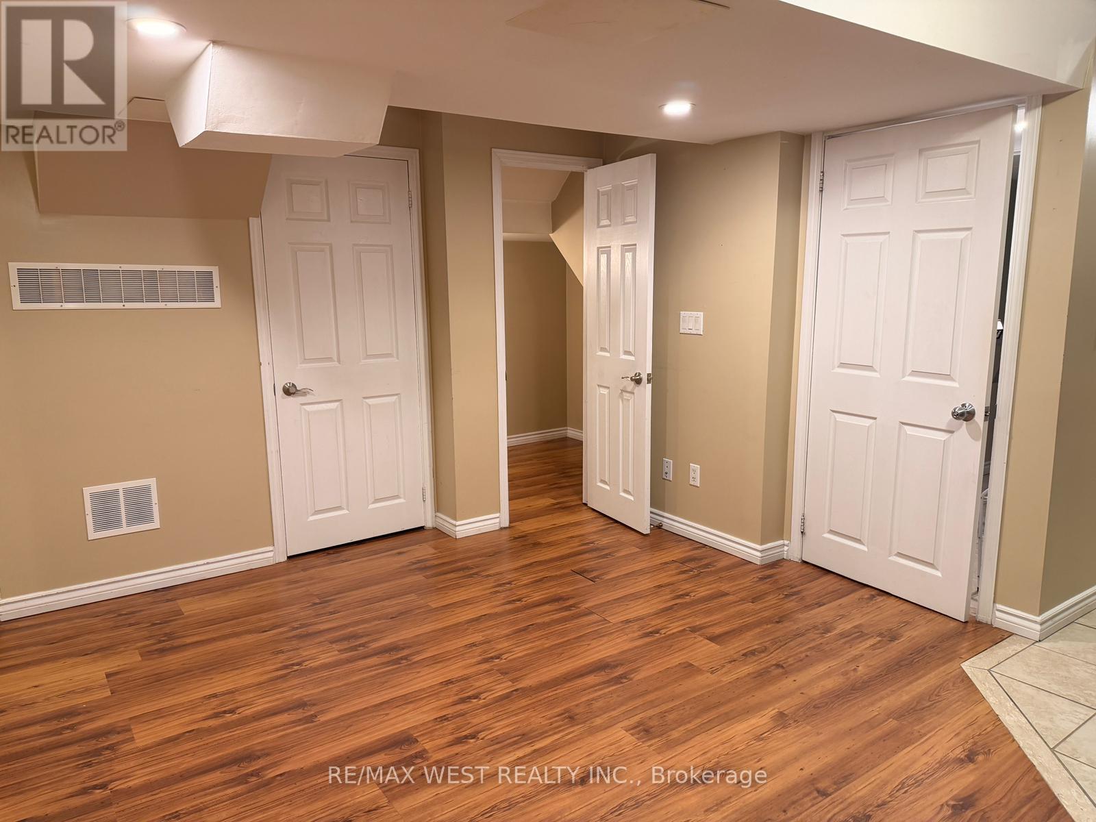Basement - 6409 Torre Drive, Mississauga, Ontario  L5V 2S5 - Photo 6 - W13099992