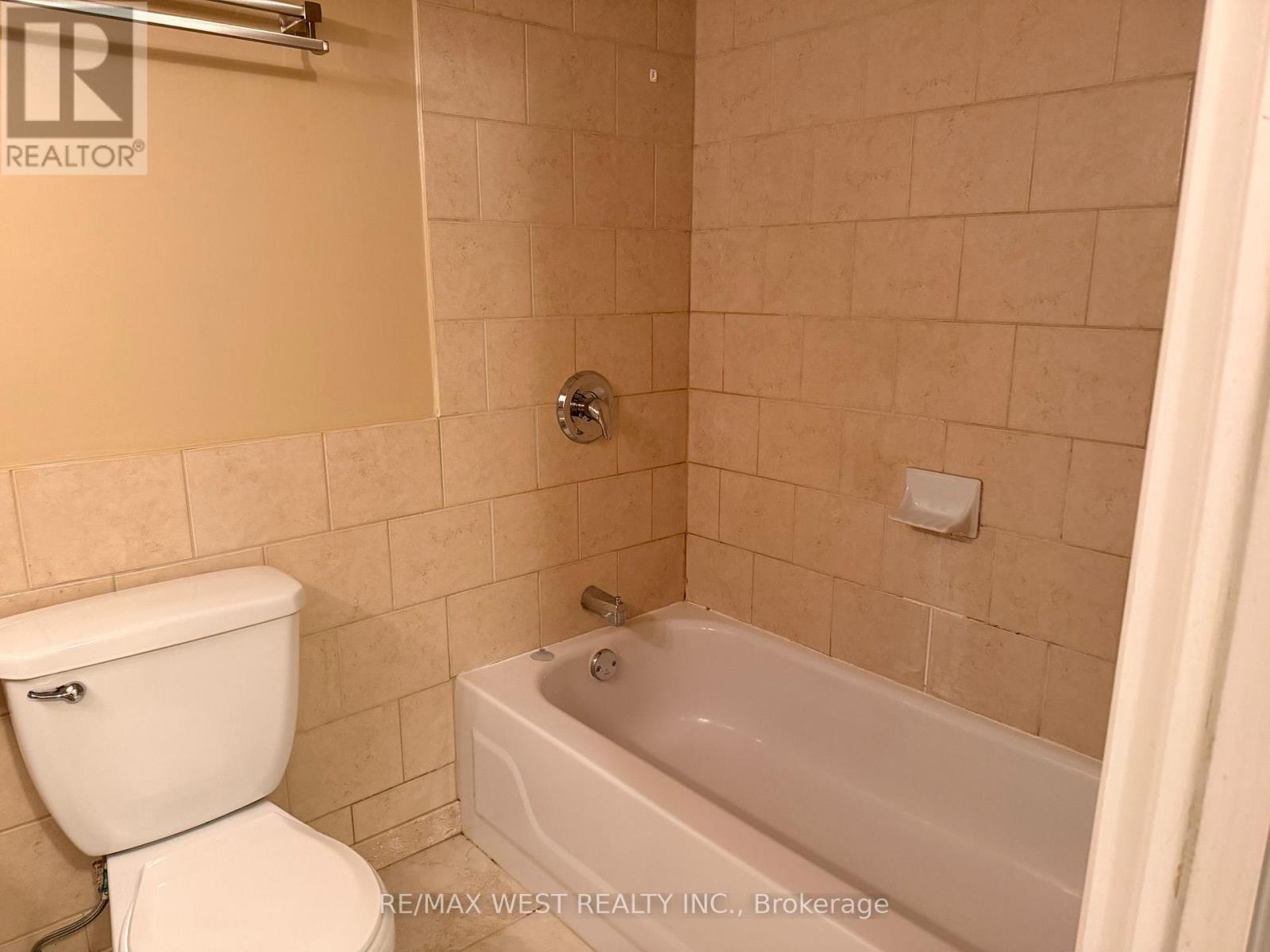 Basement - 6409 Torre Drive, Mississauga, Ontario  L5V 2S5 - Photo 16 - W13099992