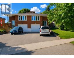637B SILVERBIRCH Road, Waterloo, Ontario