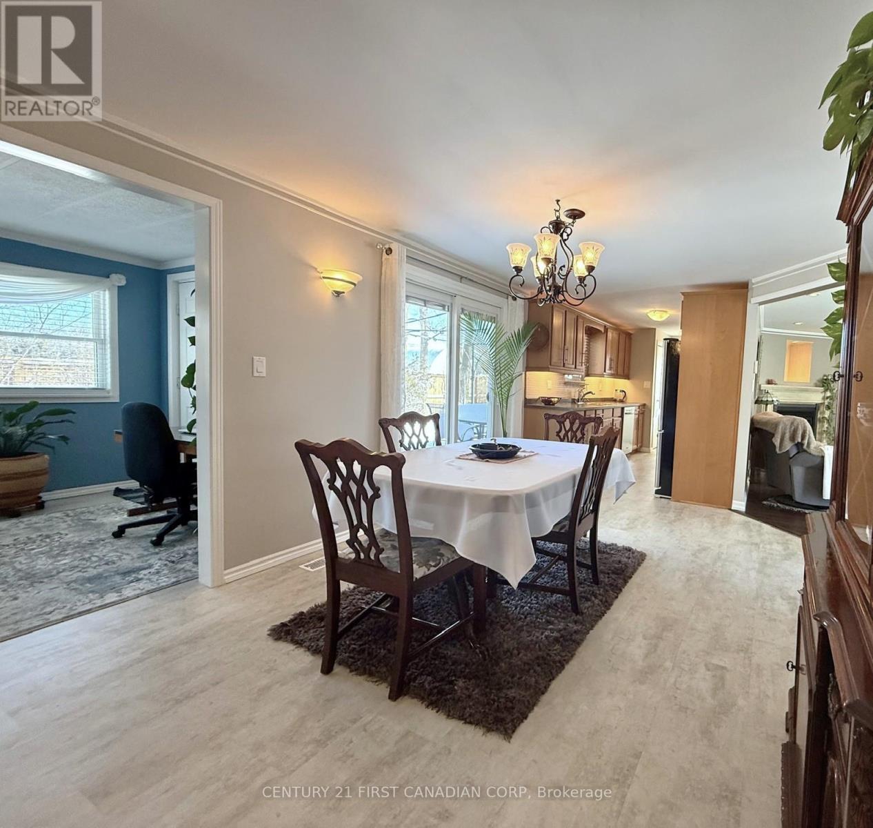 29 Maple Grove Court, South Huron, Ontario  N0M 1T0 - Photo 13 - X13246246