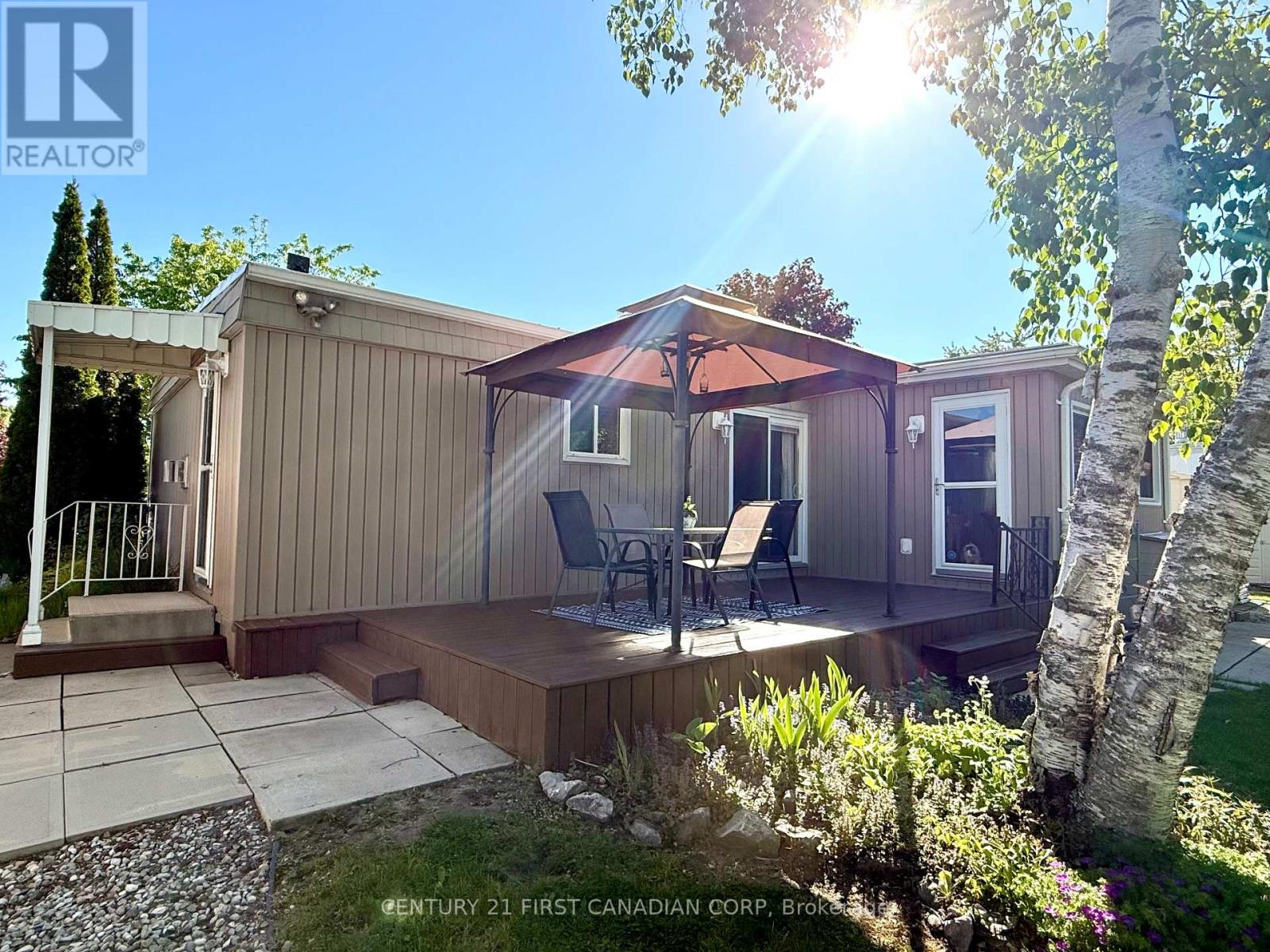 29 Maple Grove Court, South Huron, Ontario  N0M 1T0 - Photo 43 - X13246246