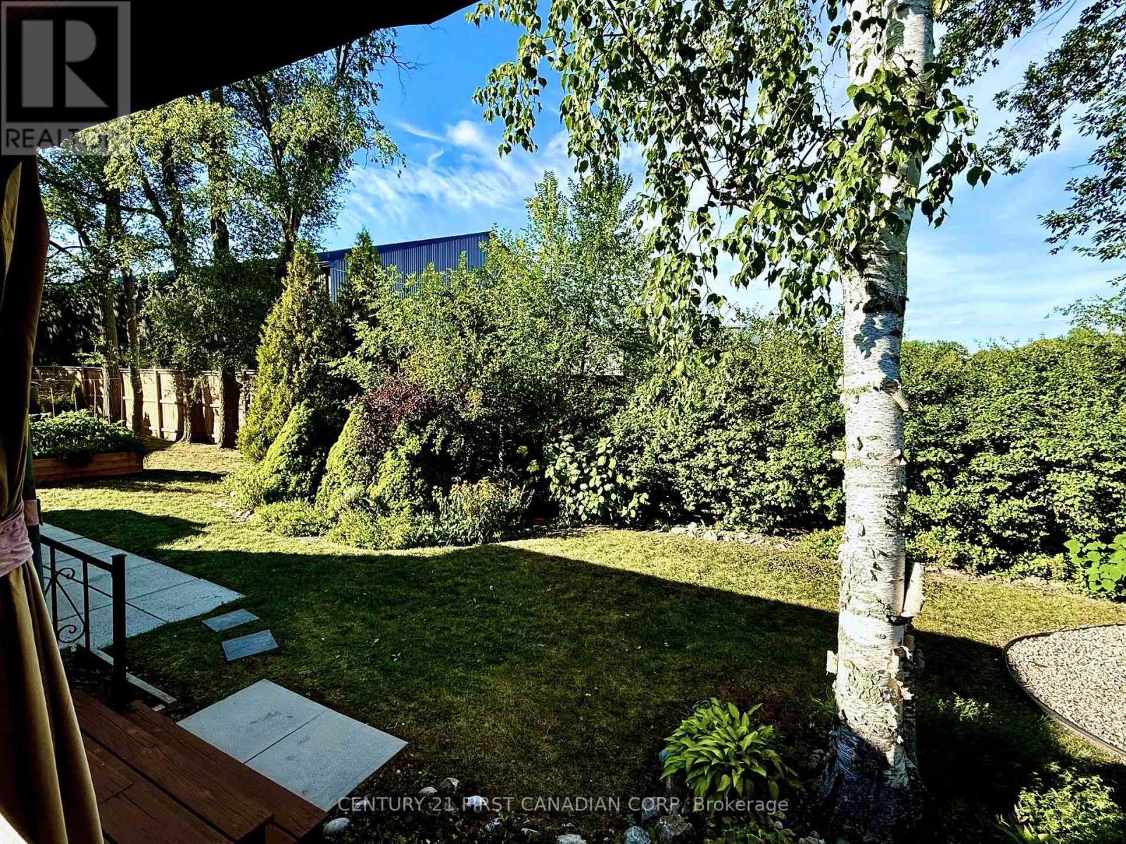 29 Maple Grove Court, South Huron, Ontario  N0M 1T0 - Photo 46 - X13246246
