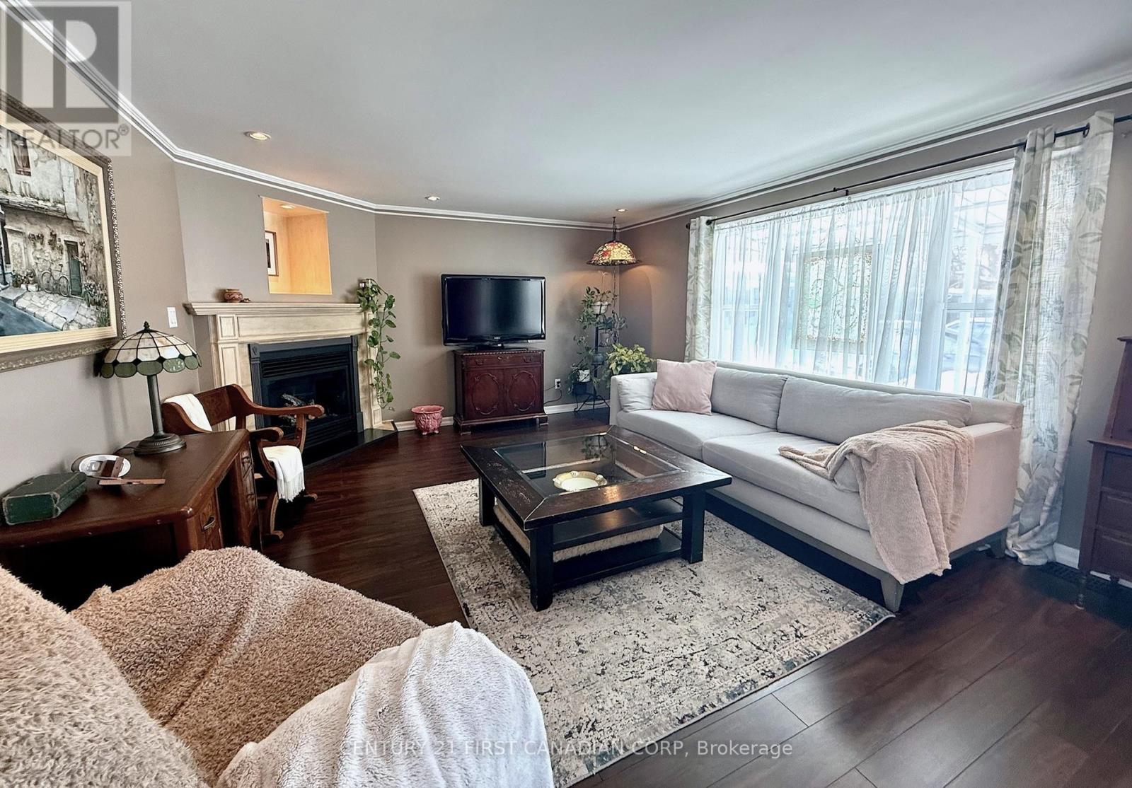 29 Maple Grove Court, South Huron, Ontario  N0M 1T0 - Photo 8 - X13246246