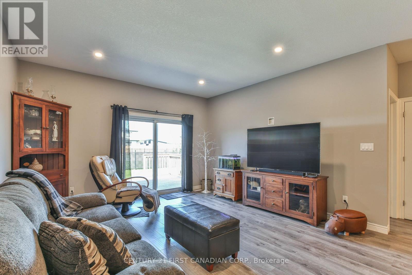 283 Boyd Boulevard, Zorra, Ontario  N0M 2M0 - Photo 14 - X13246330
