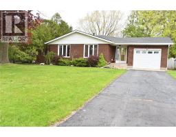 5 Bernard AVENUE East, Ridgetown, Ontario