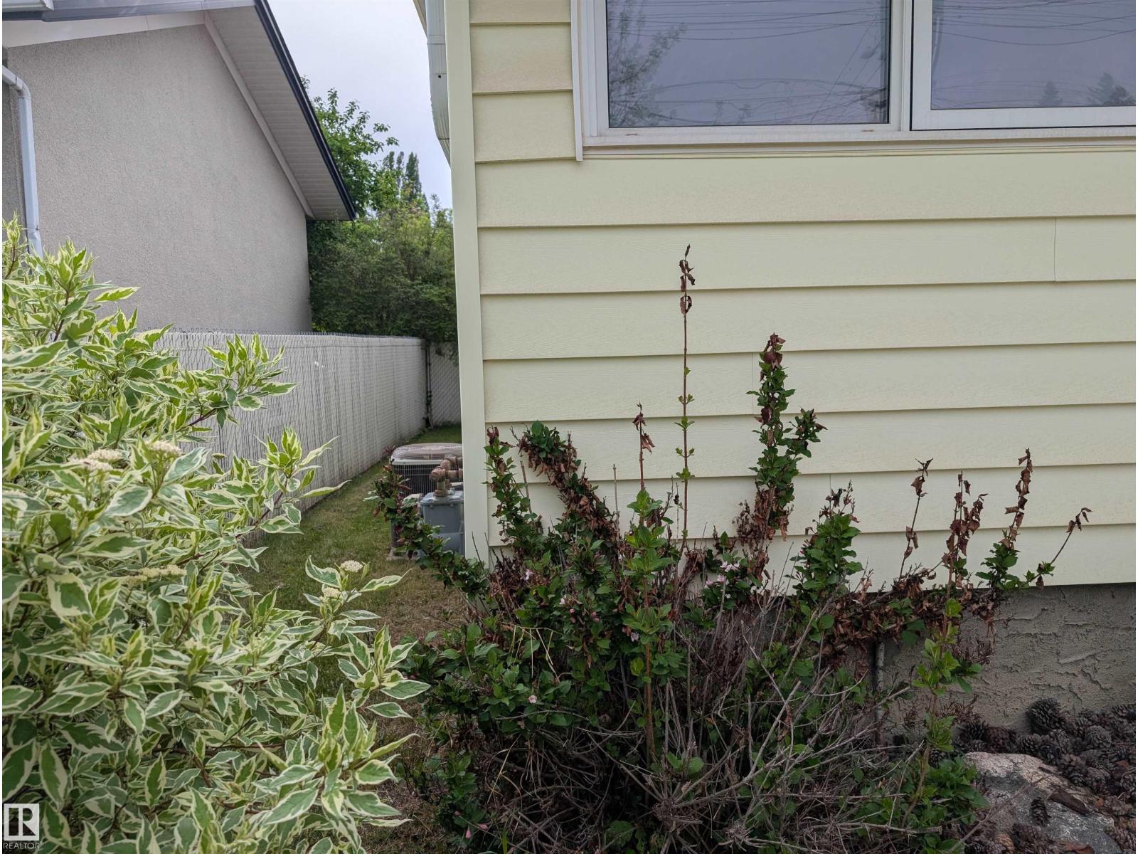 9443 75 St Nw, Edmonton, Alberta  T6C 2H6 - Photo 21 - E4491952