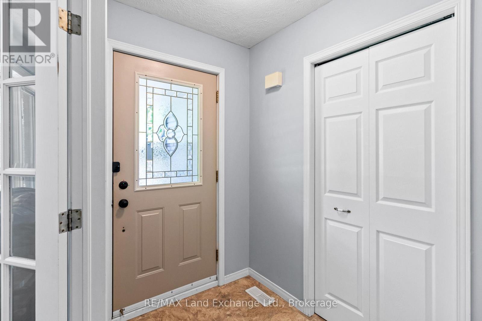 815 Market Street, Saugeen Shores, Ontario  N0H 2C4 - Photo 7 - X13246312