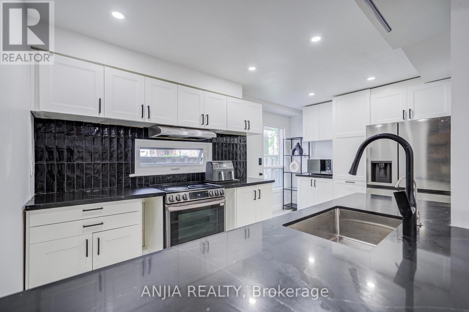 272 Mcnicoll Avenue, Toronto, Ontario  M2H 2C7 - Photo 7 - C13246210