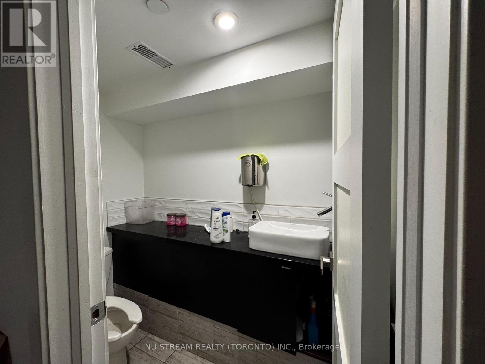 515 Bloor Street W, Toronto, Ontario  M5S 1Y4 - Photo 22 - C13246222