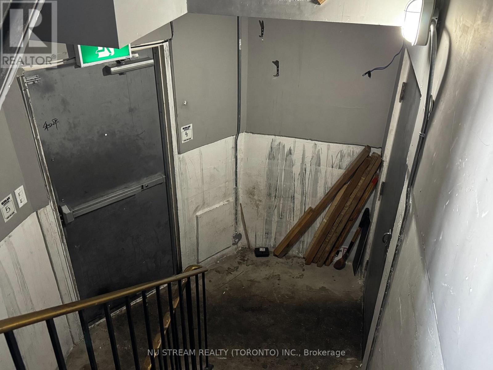 515 Bloor Street W, Toronto, Ontario  M5S 1Y4 - Photo 28 - C13246222