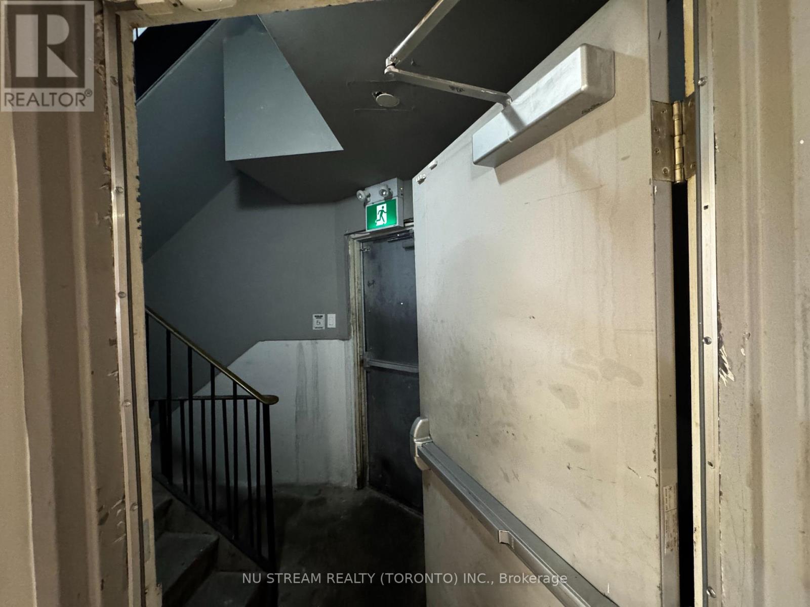 515 Bloor Street W, Toronto, Ontario  M5S 1Y4 - Photo 29 - C13246222