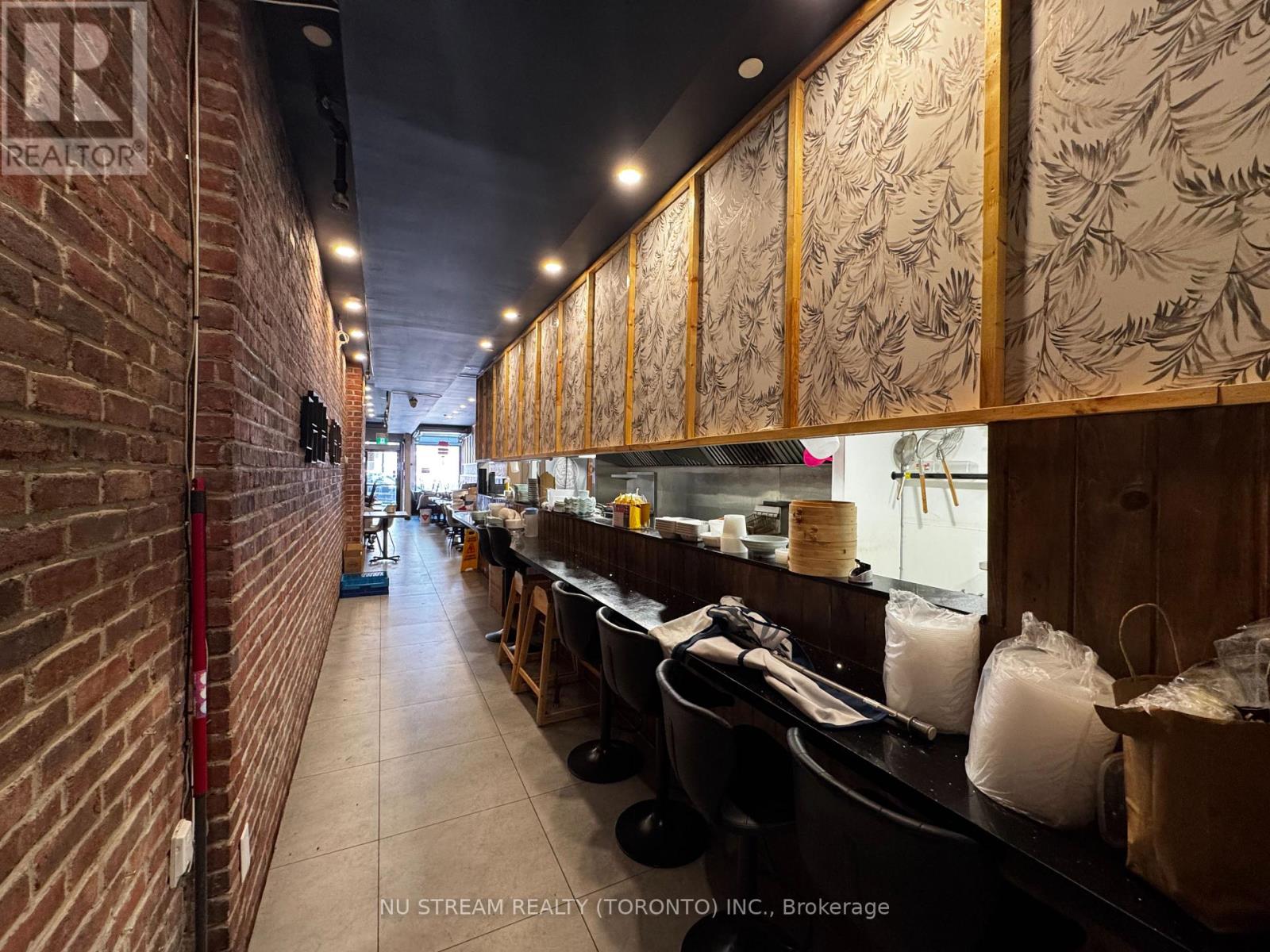 515 Bloor Street W, Toronto, Ontario  M5S 1Y4 - Photo 5 - C13246222