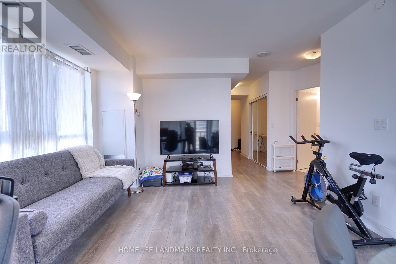 2303 - 159 Wellesley Street E, Toronto, Ontario  M4Y 0H5 - Photo 2 - C13246300