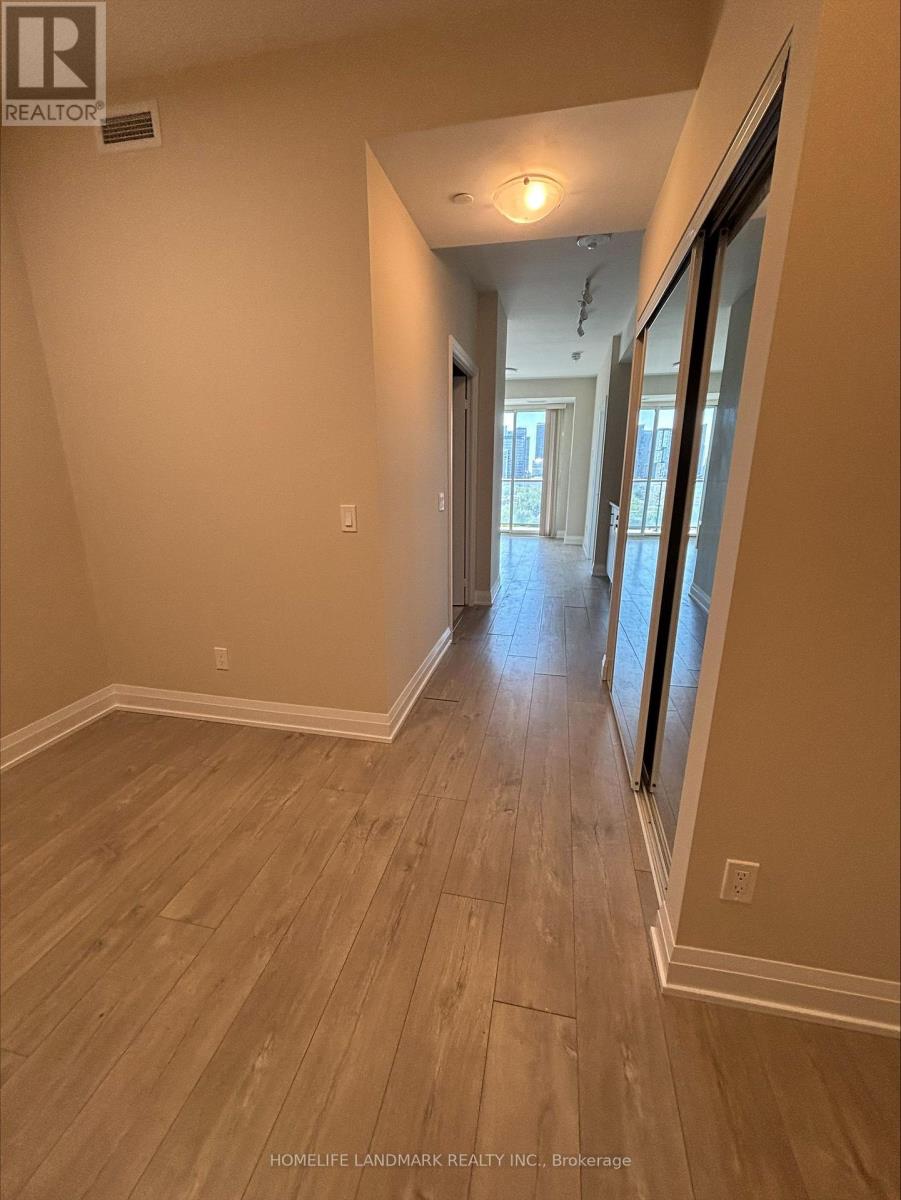 1302 - 181 Huron Street, Toronto, Ontario  M5T 0C1 - Photo 5 - C13246332