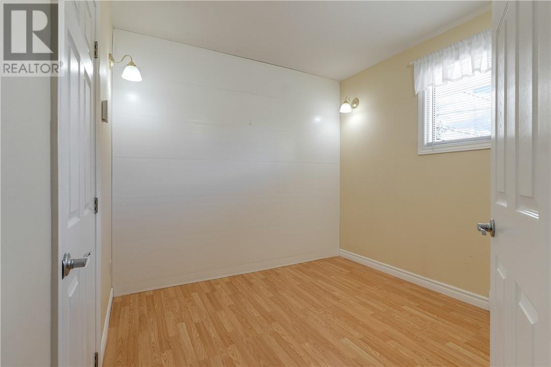 32 Edward Avenue, Coniston, Ontario  P0M 1M0 - Photo 24 - 2128004