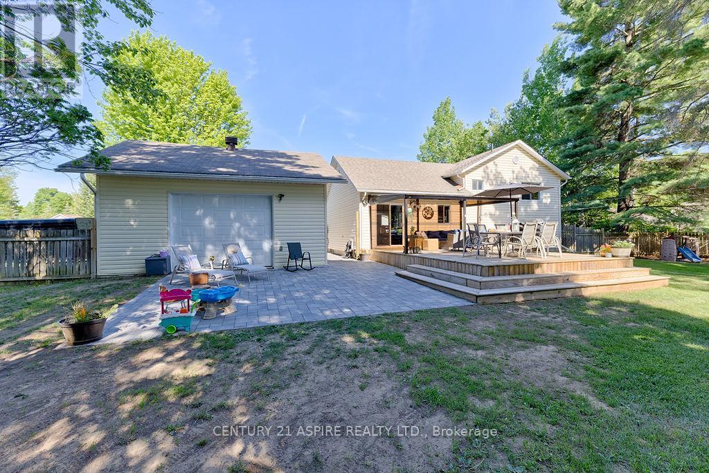 3 Dennis Crescent, Petawawa, Ontario  K8A 8P3 - Photo 27 - X13246336